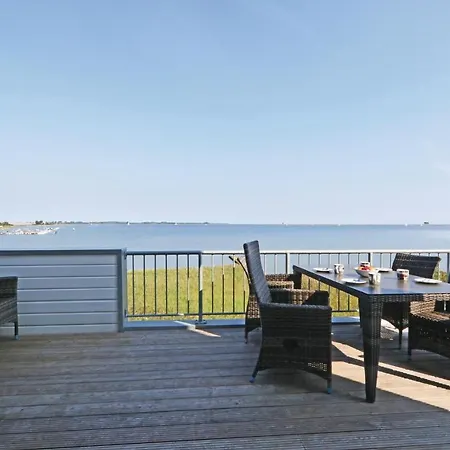 Beautiful In Ostseeresort With 2 Bedrooms, Sauna&wifi Olpenitz