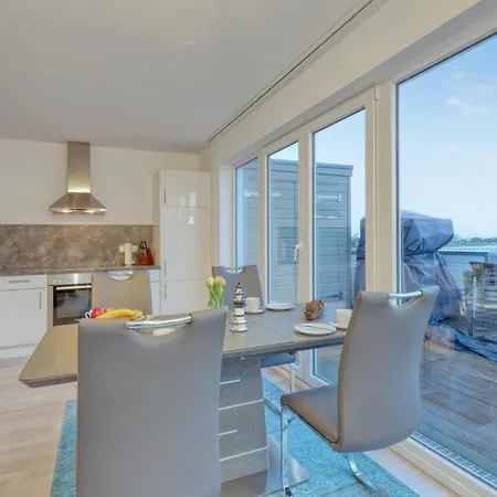 Apartment Beautiful In Ostseeresort With 2 Bedrooms, Sauna&wifi